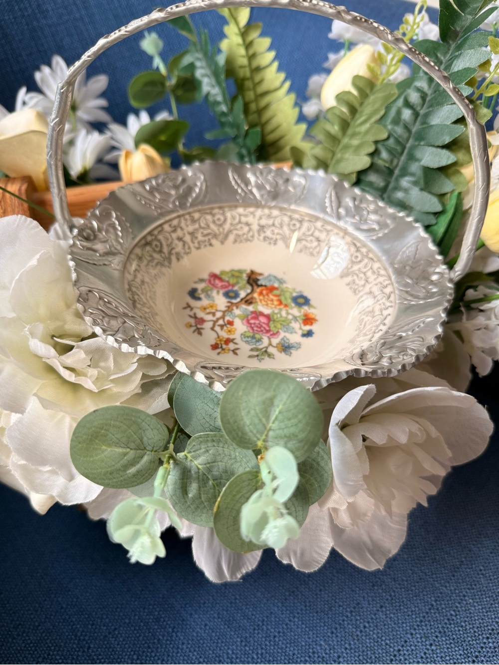 Porcelain Floral Basket Bowl with Silver-Tone Rim and Handle - White and Silver